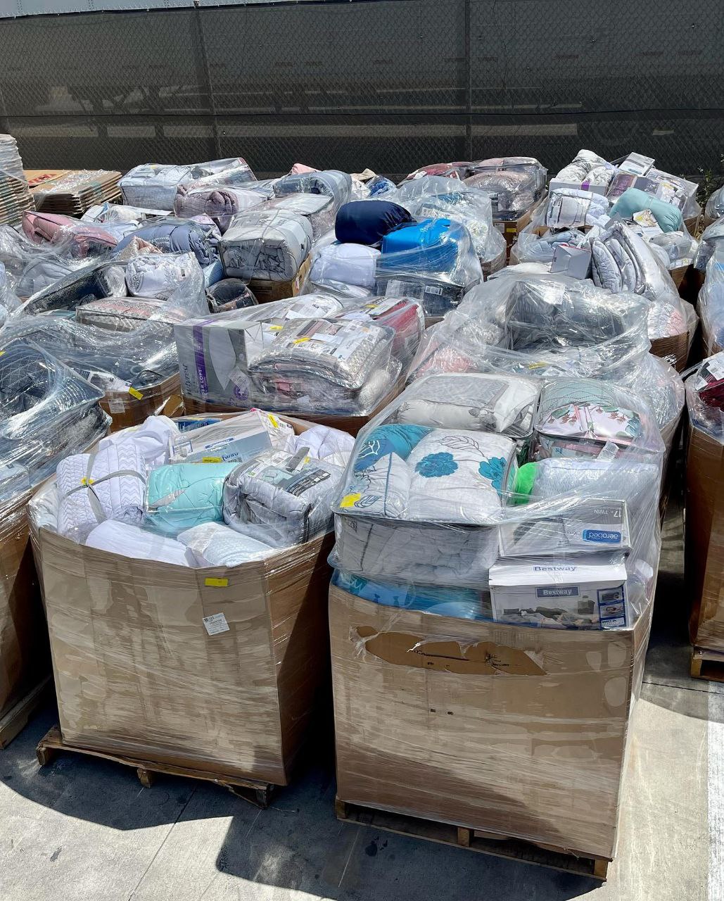 Bedding Items Wholesale Pallet