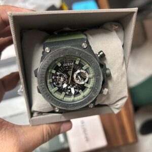 Buy Casual Watch Wholesale Pallet(200pcs at $500)