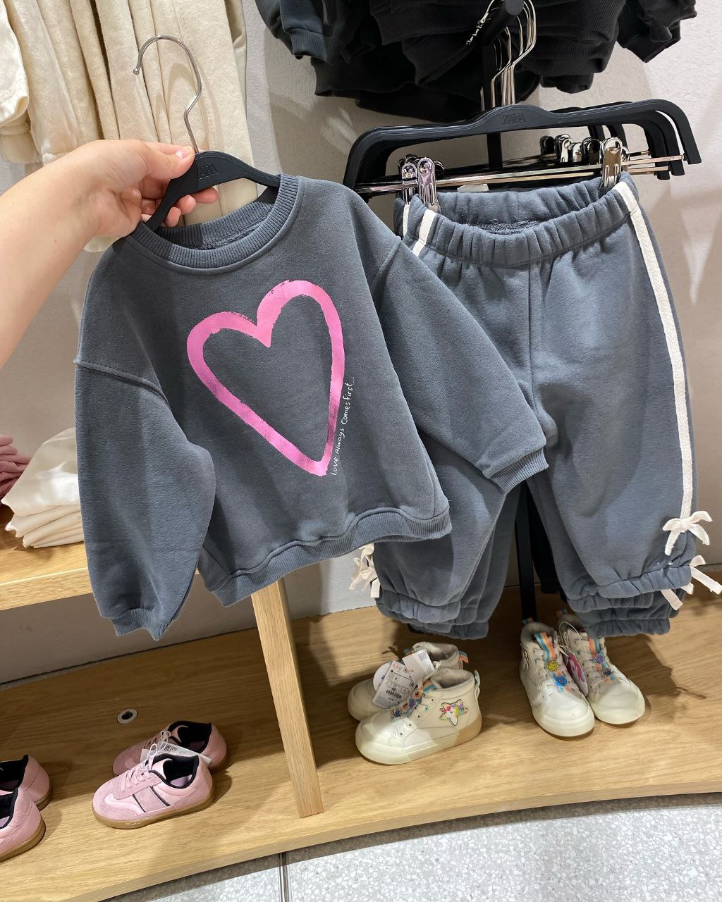 Children's Clothing Wholesale Pallets