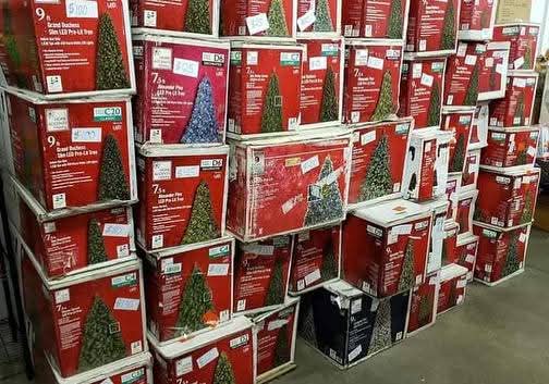 Christmas Deco Liquidation Pallet