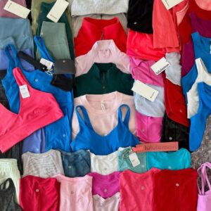 Lululemon Pallets For Sale (300 Pieces For $505.67)