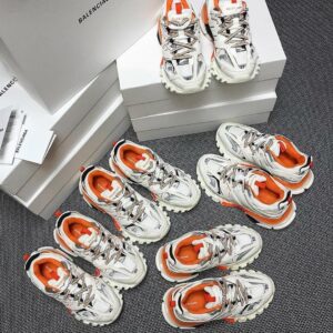 Purchase Balenciaga Shoes Pallets | Largo Pallets